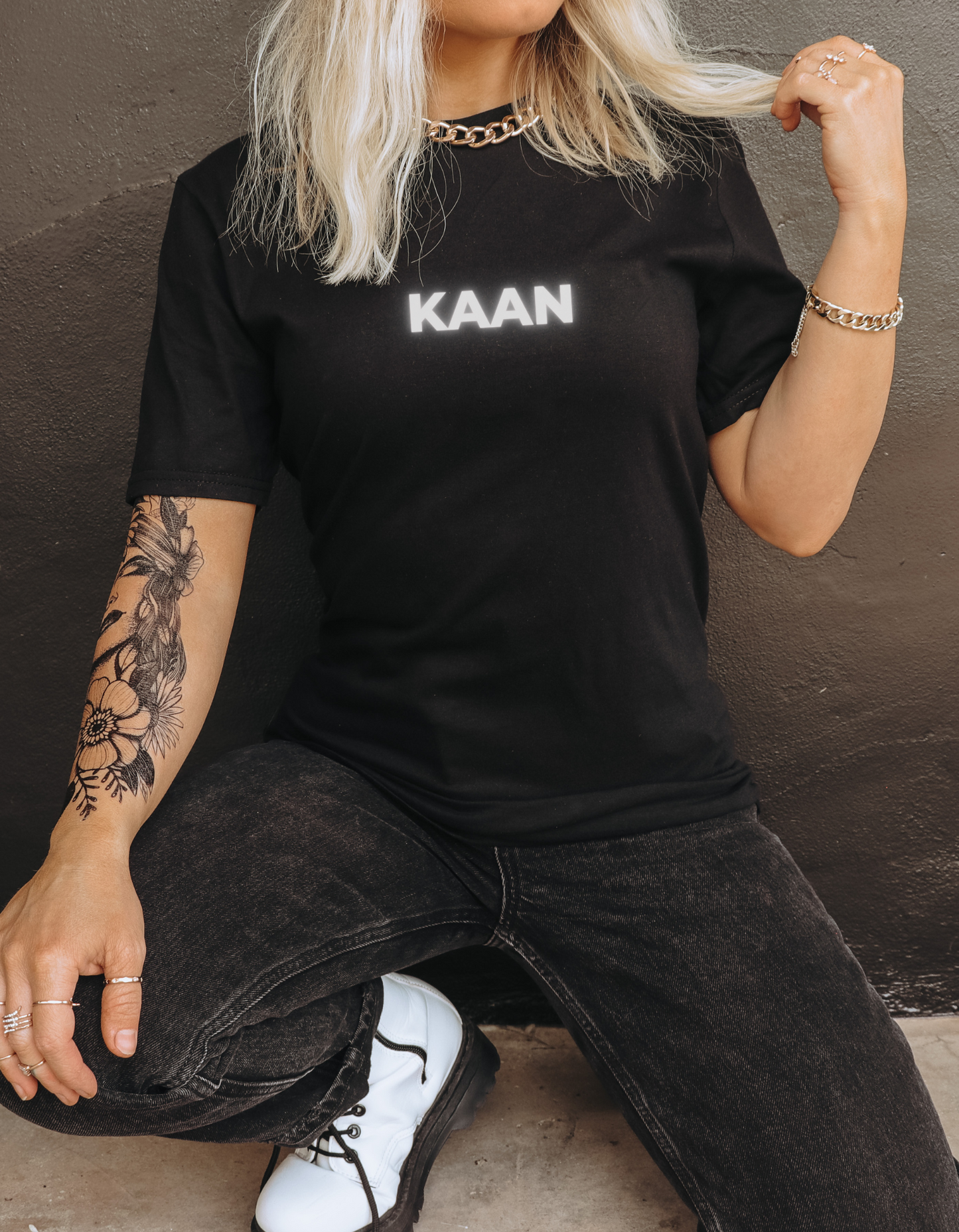 Kaan Vaegor T-Shirt, When The Moon Hatched